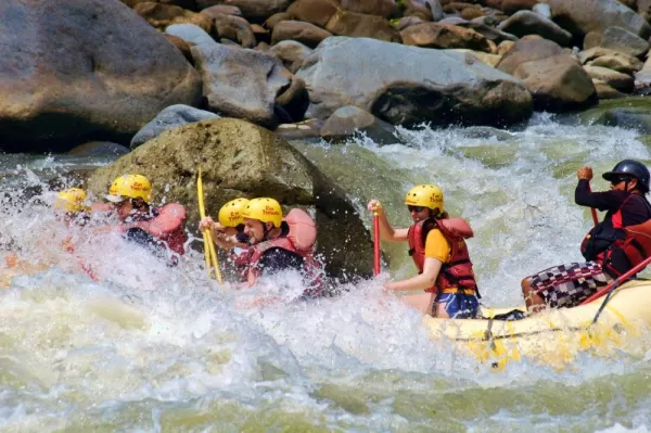 Rafting the Pacuare River!