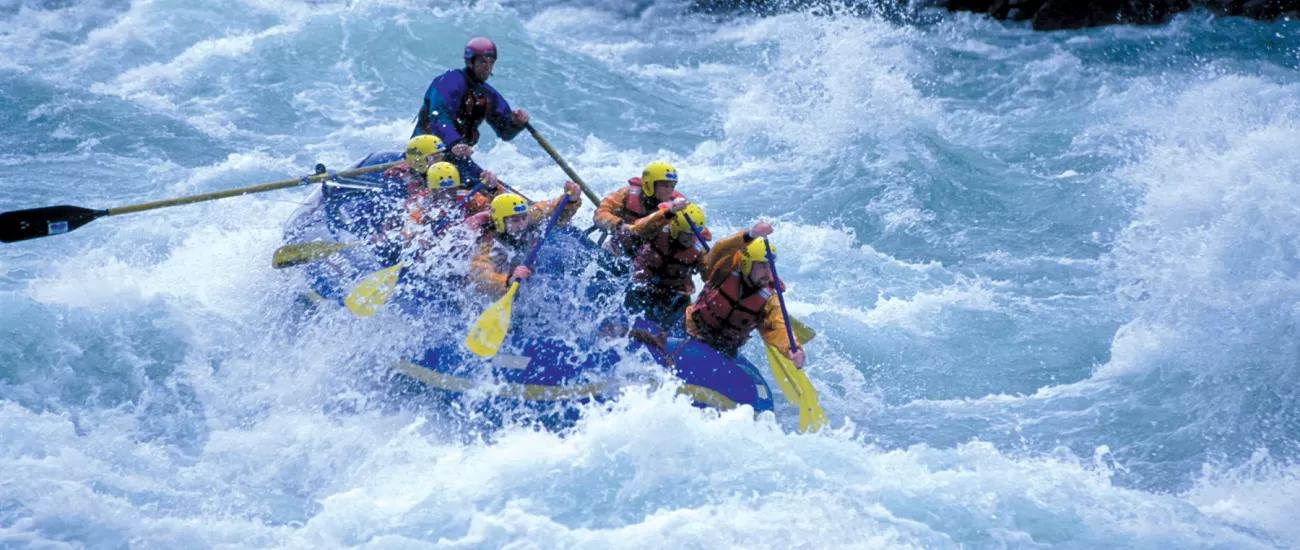 Whitewater rafting adventure tour of Chile's Rio Futaleufu