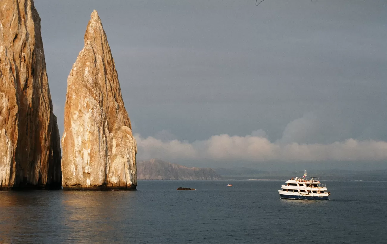 Crusing the Galapagos islands