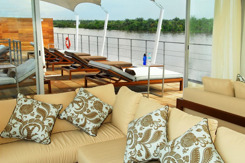 Amazon River Luxury Cruises aboard the Aria Amazon