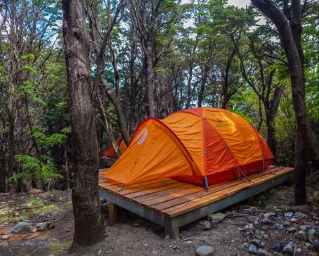 Camping and Refugio Cuernos