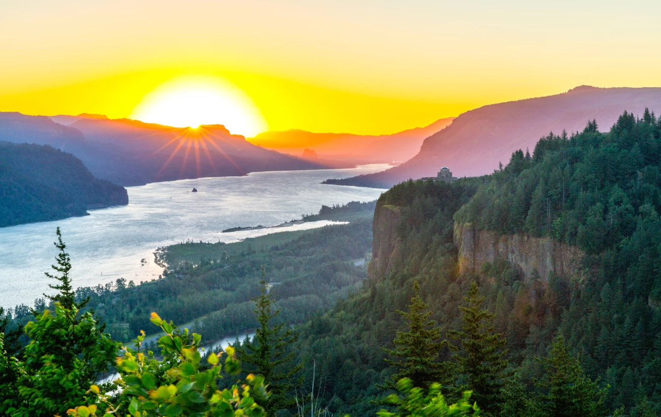 Sunrise at Crown Point, Columbia River Gorge, Oregon