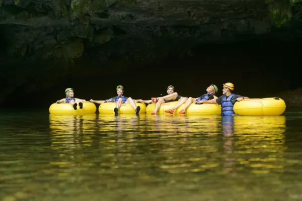 Enjoy watersport at Hamanasi