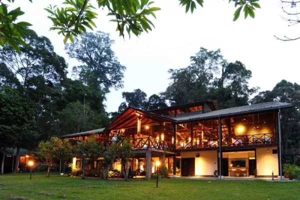 Borneo Rainforest Lodge - Facade
