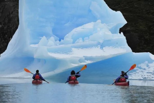 kayak to eberhard fjord