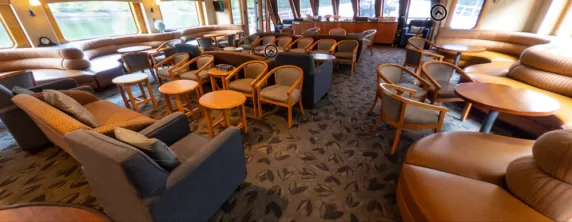 Safari Endeavour Lounge