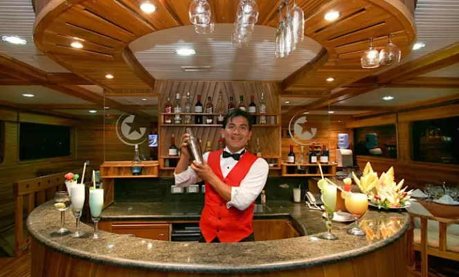 Enjoy the full service bar with soft drinks and alcholic beverage choices 