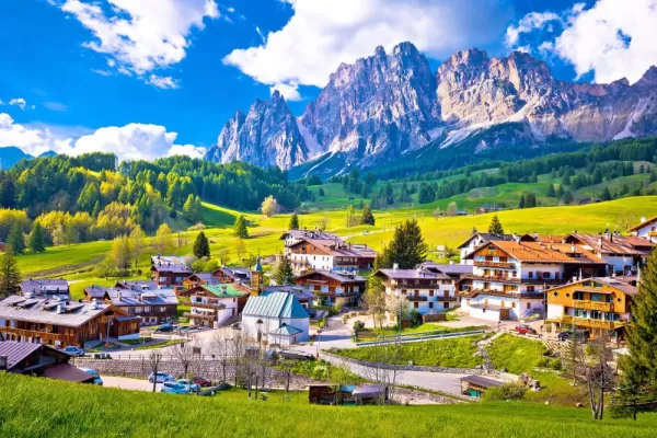 Cortina D Ampezzo, idyllic mountain peaks of Dolomites