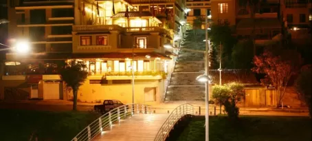 Explore the nightlife of historic Cuenca from Hotel Crespo