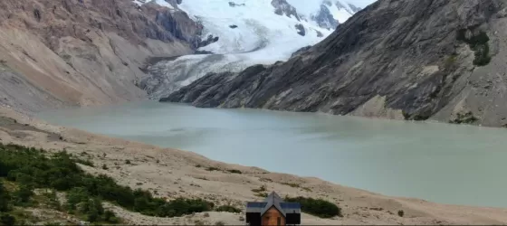 Breathtaking viewpoints of glaciers and mountains