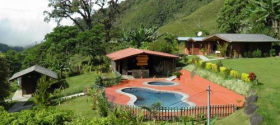 The Pelicano Mountain Lodge is nestled on a hillside surrounded by nature