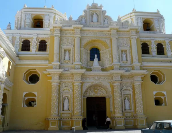 Inglesia de Nuestra Senora de la Merced-only big church not 