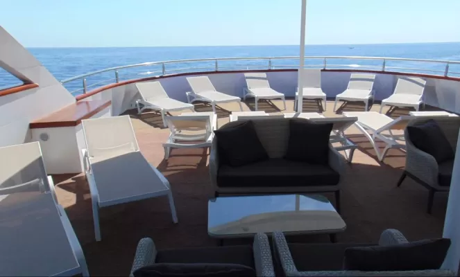 Sunny Deck