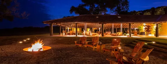 Caiman Lodge at night
