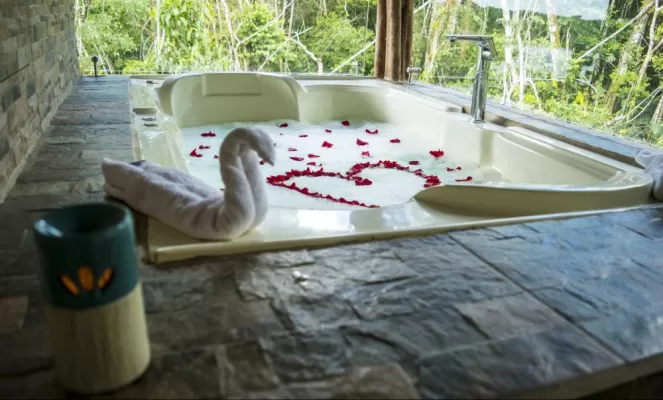 Napo Wildlife Center Jacuzzi
