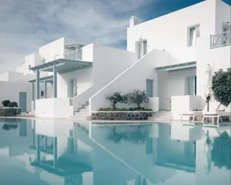 Resort Accommodation and Pool