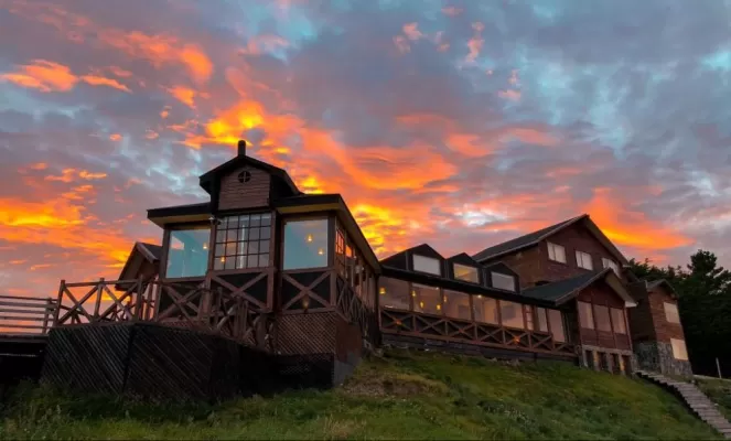 Facade shot of Weskar Lodge in Puerto Natales