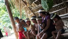 Visiting the Huaorani community