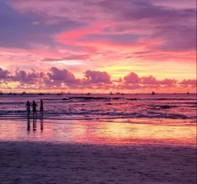 Stunning beach sunset in Tamarindo - no filters used