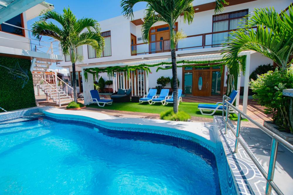 Blue Marlin Hotel San Cristobal - Photos & Trips from the Hotel