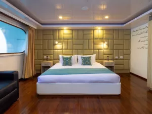 Suite cabin