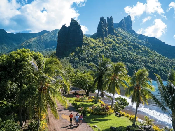 Explore Nuku Hiva, in the Marquesas