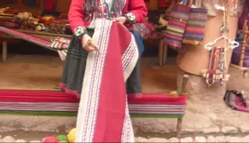 Local weaver in Peru