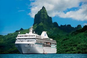 South Pacific luxury expeditions on the Paul Gauguin