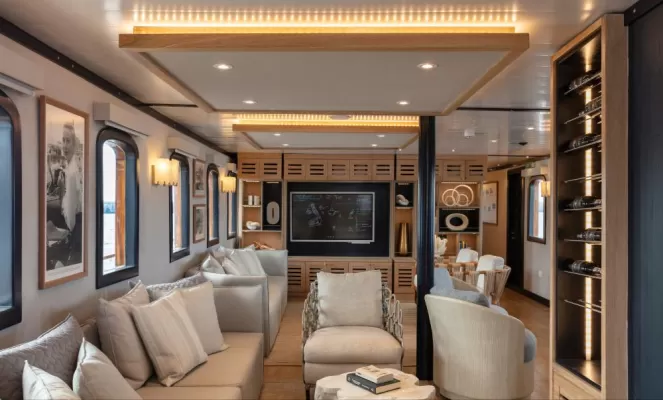 Grace yacht Monaco Lounge