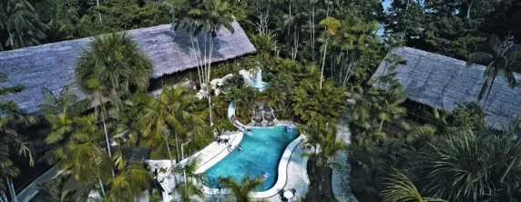 Welcome to Ceiba Tops Lodge