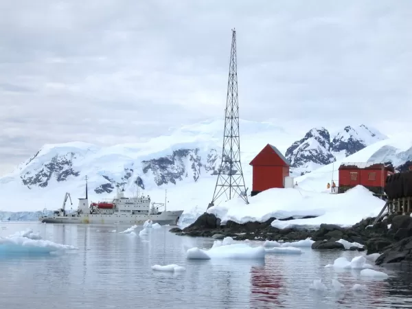 Tour of research station in Antarctica