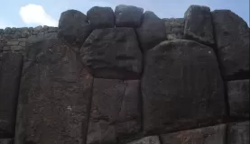 Inca puma paw in stones - Cusco