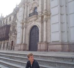 Tom outside of Cathedral de Santo Domingo