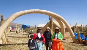 The fam, Uros Floating Islands