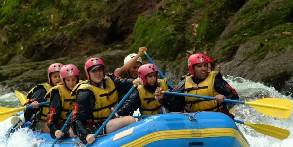 Rafting the Pacuare River!!