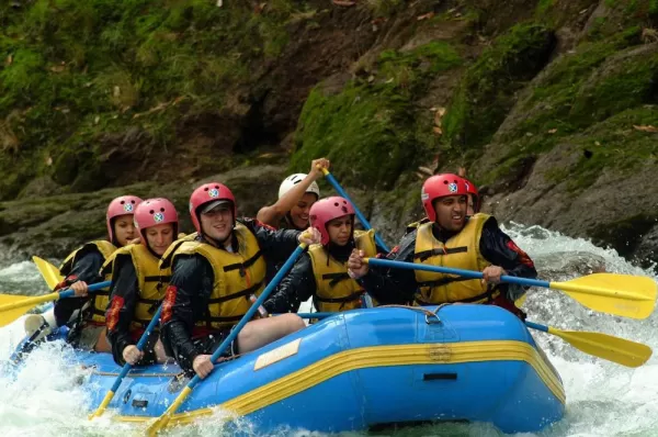 Rafting the Pacuare River!!
