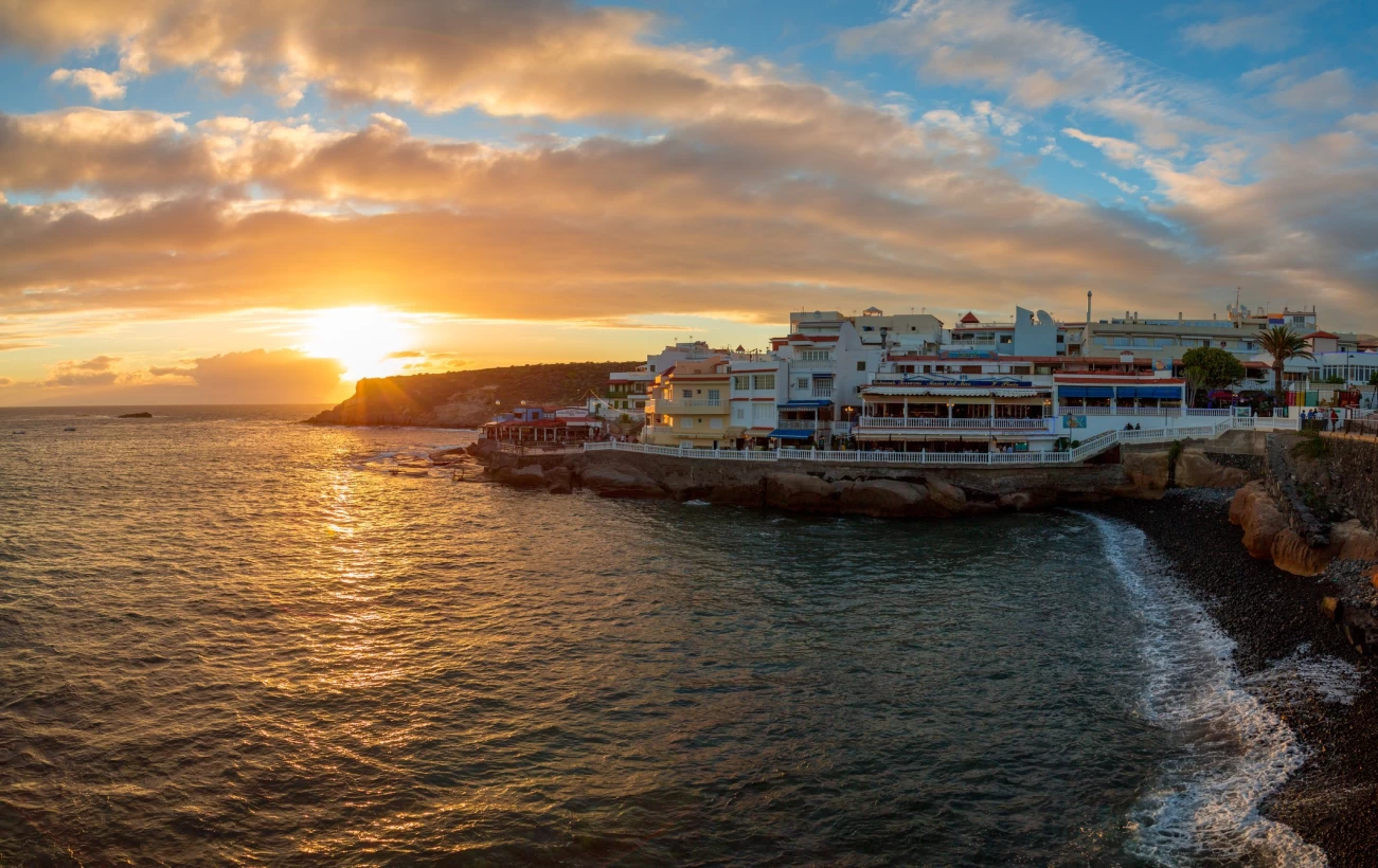 Sunset view by the cliff houses