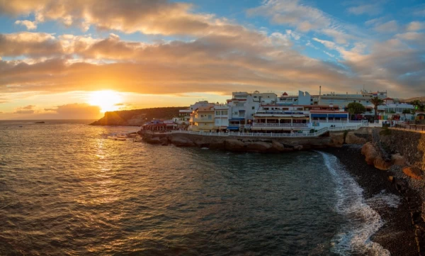 Sunset view by the cliff houses