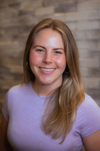 Shannon Fischer-Kendro Adventure Life employee profile