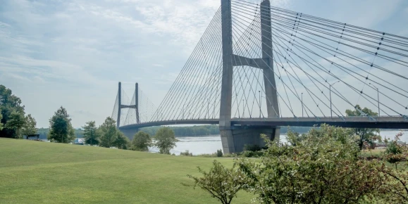 Bridge across the Mississippi at Cape Girardeau