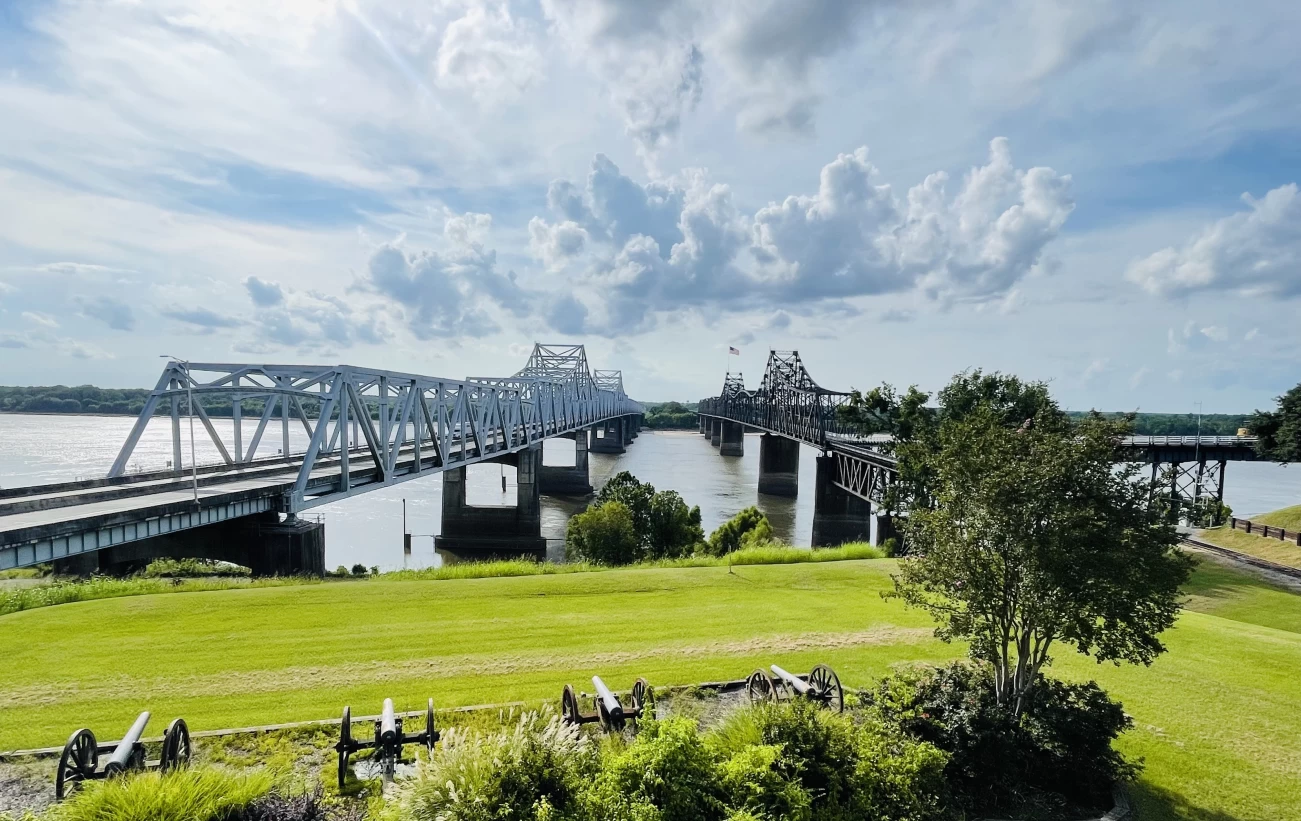 Vicksburg Battlefield overlooking the Mississippi River