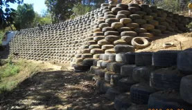 the ecofriendly retaining wall made of recycled materials