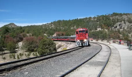 Copper Canyon CHEPE train