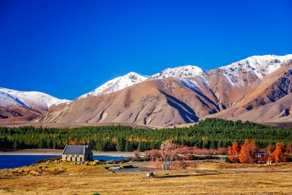 Church of Good Shepherd on the shore of Lake Tekapo
