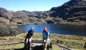 Julie and Laura taking a rest in Cajas National Park