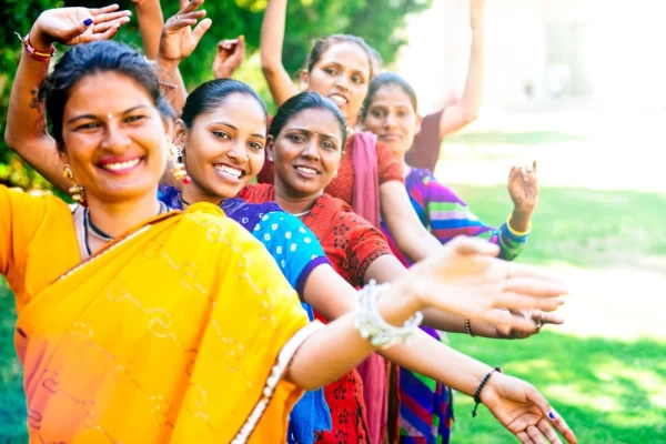Group of Indian women rehearsing a Bollywood dance.