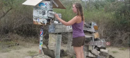 Checking the mail, Galapagos style