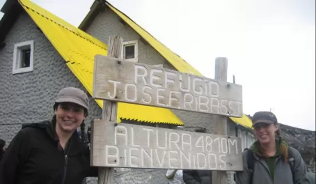  Refugio JosÃ© F. Ribas at 4800 meters on the Cotopaxi Volcano