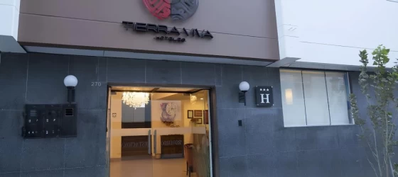 Tierra Viva Puno Plaza