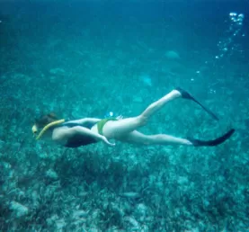 Beth on a snorkeling tour in Belize